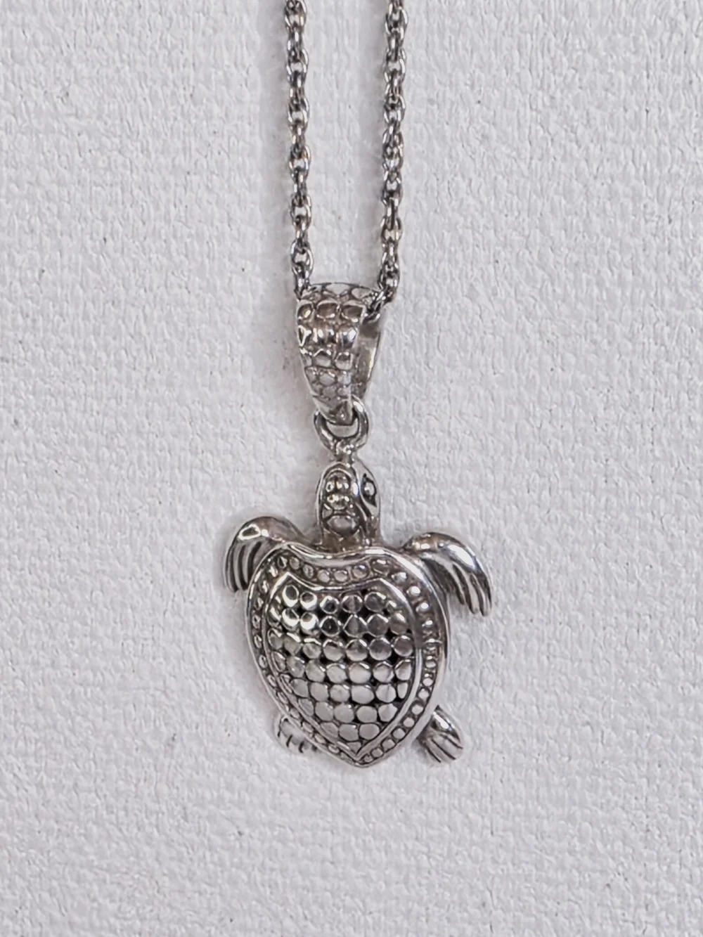 ATI Solid Sterling Silver Turtle Pendant Necklace - Picture 6 of 8